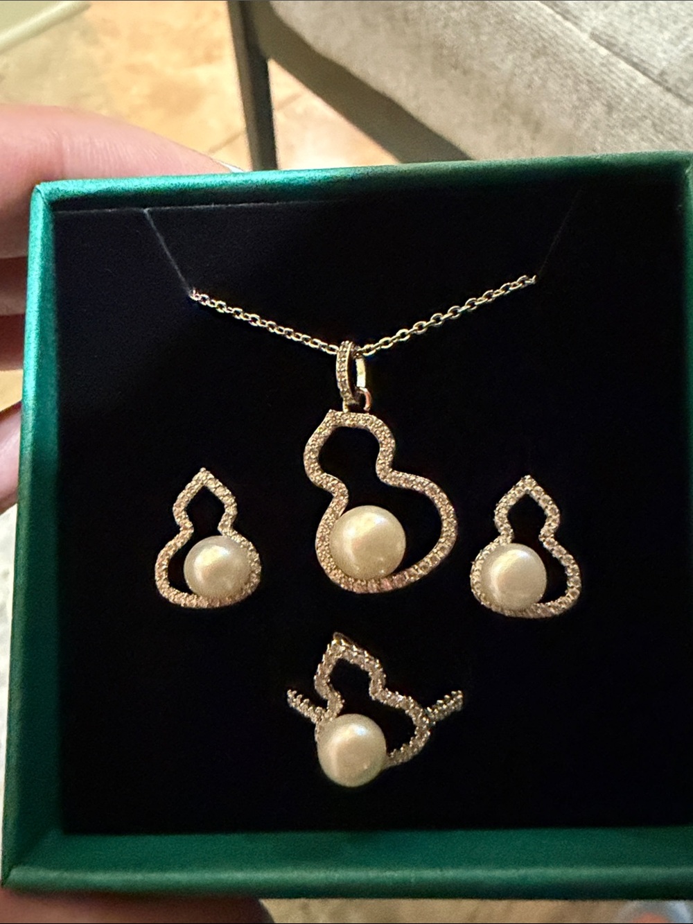 Freshwater Pearl 18k Plated over 925S Chinese Hulu Gourd Pearl Necklace Set